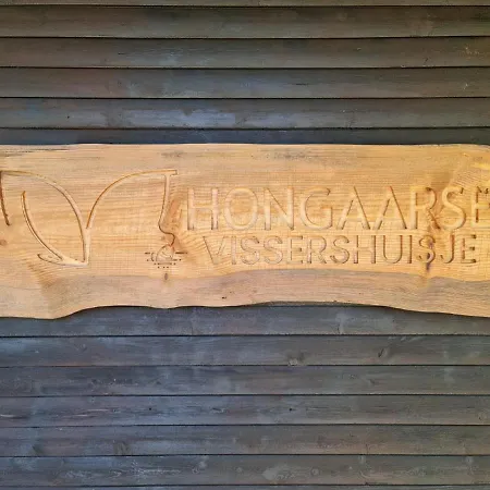 Het Hongaarse Vissershuisje Dunaszekcso Exterior photo